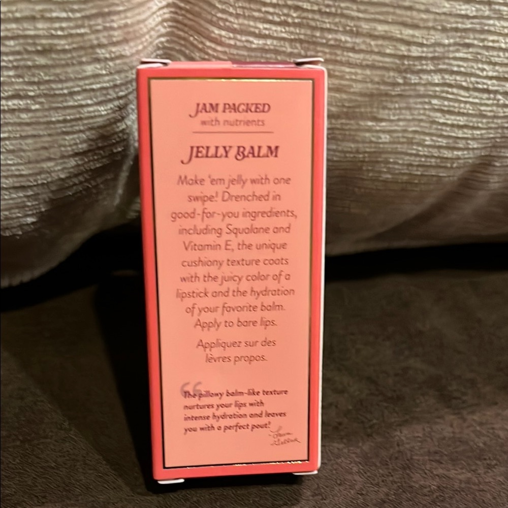 Laura Geller Pink Lip Balm & Gloss - Picture 4 of 5